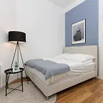 Central Nests - Modernes Apartment Mit Zwei Baedern