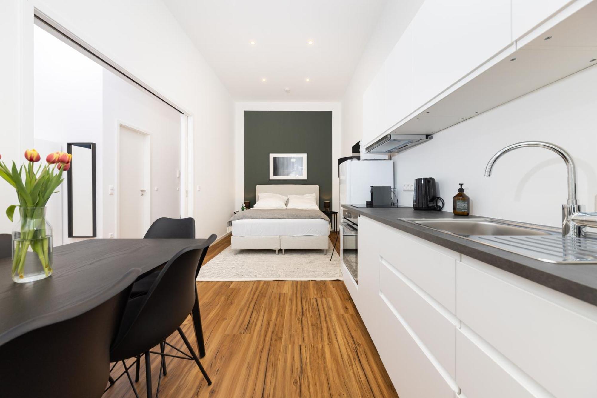 Nests - Modernes Mit Zwei Baedern Appartement Berlijn